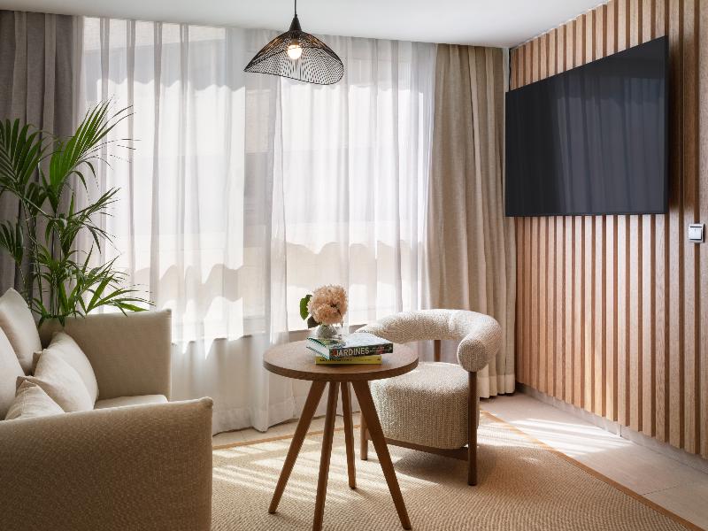 Melia Madrid Princesa image