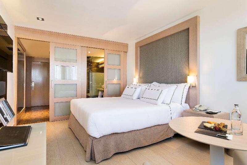 Melia Madrid Princesa image