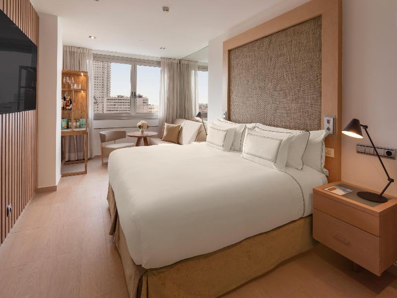 Melia Madrid Princesa image