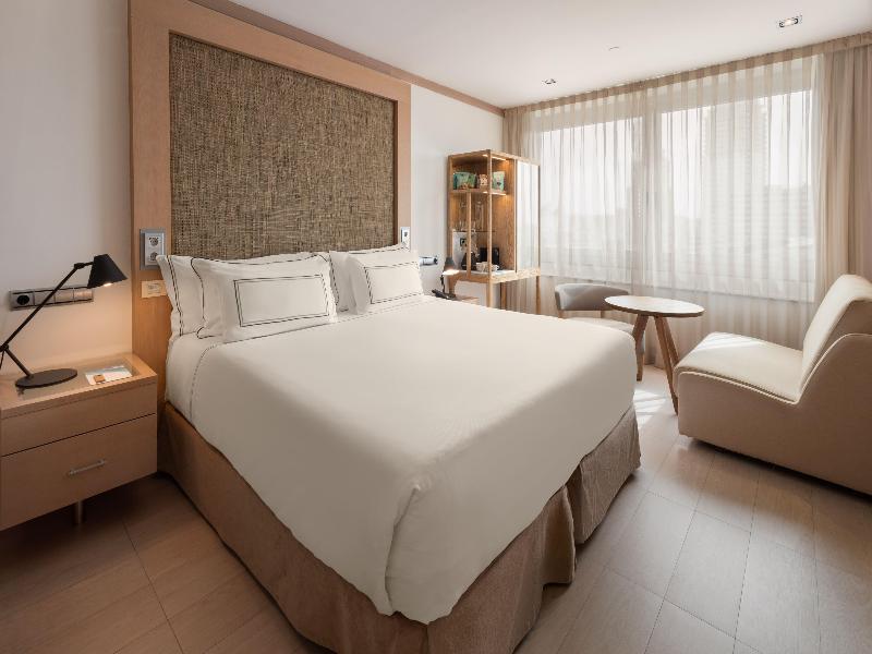 Melia Madrid Princesa image