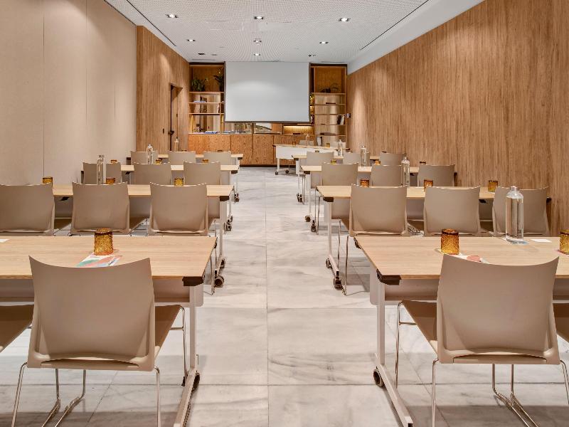 Melia Madrid Serrano image