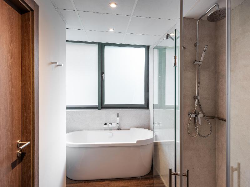 Melia Madrid Serrano image