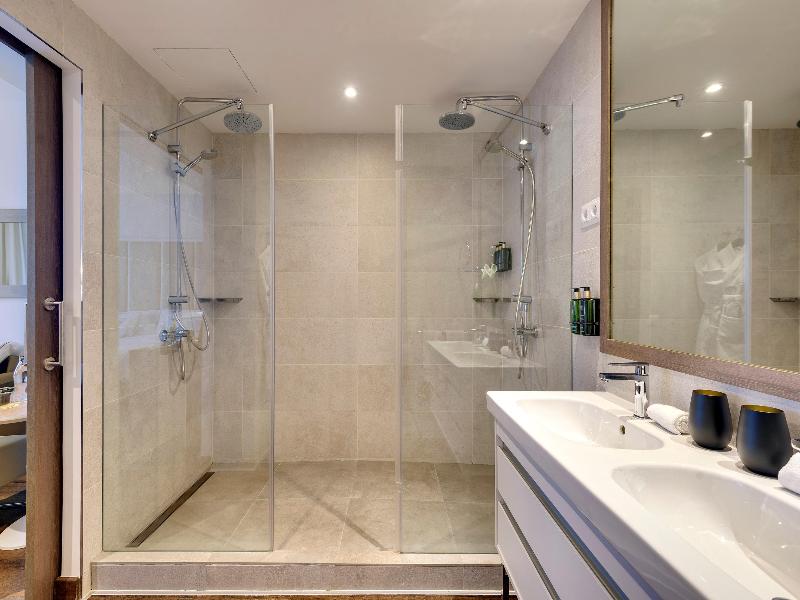 Melia Madrid Serrano image