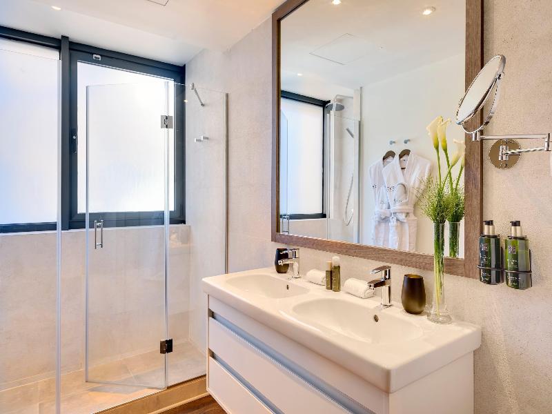 Melia Madrid Serrano image