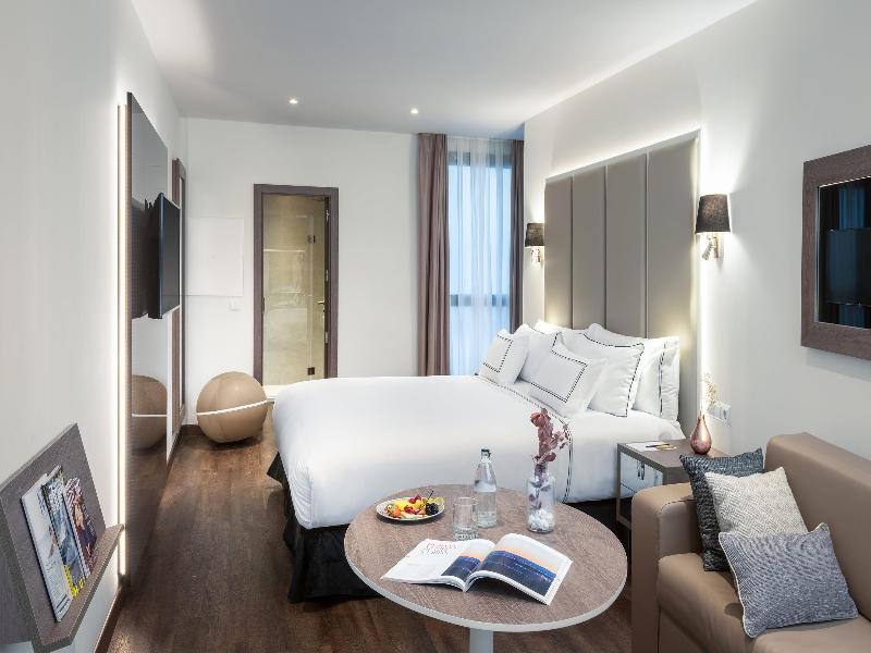 Melia Madrid Serrano image