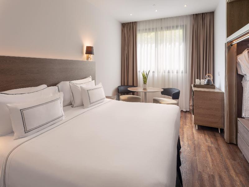 Melia Madrid Serrano image