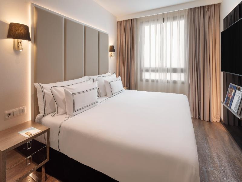 Melia Madrid Serrano image