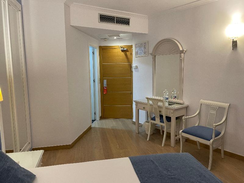 Hotel Plaza Cavana