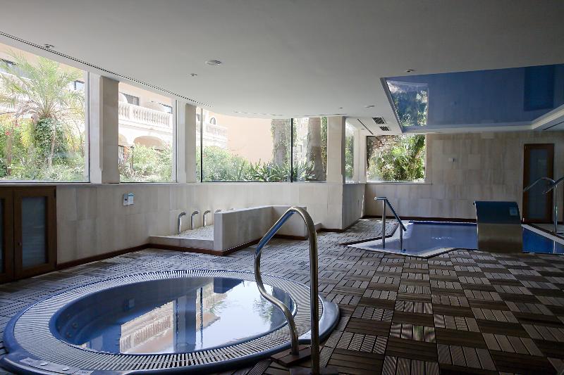 Mon Port Hotel & SPA image