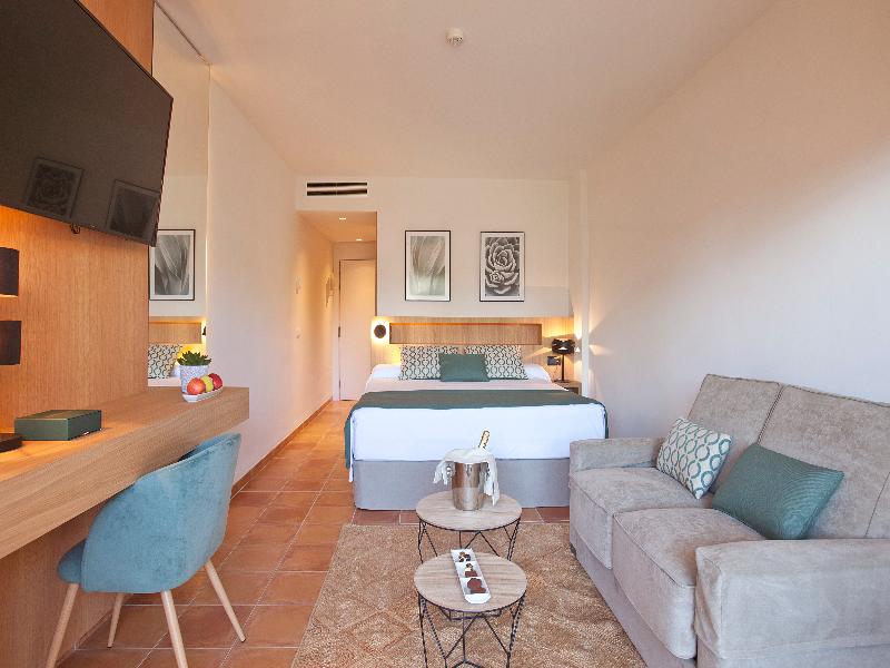 Mon Port Hotel & SPA image