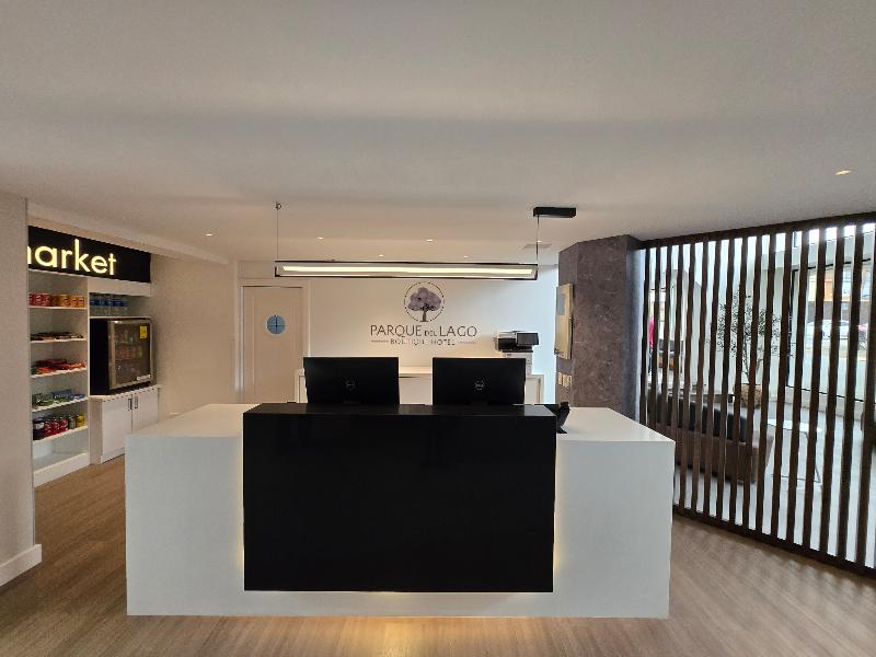 Parque Del Lago Boutique Hotel image