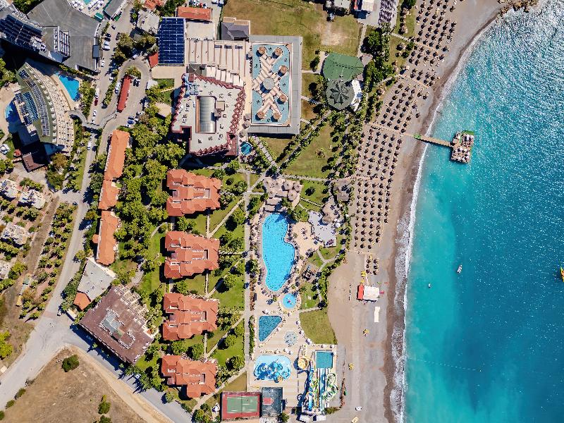 Justiniano Park Conti image