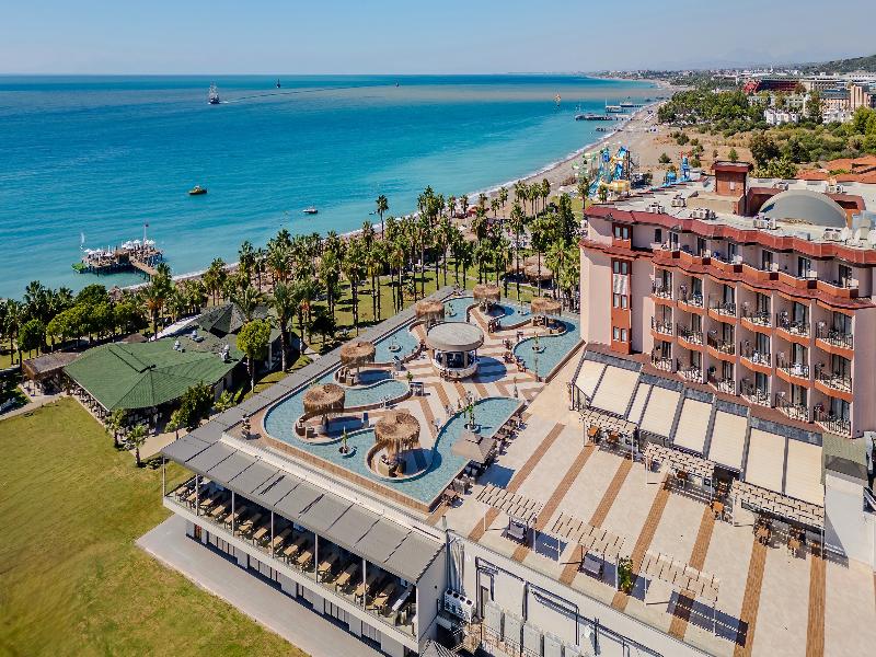 Justiniano Park Conti image