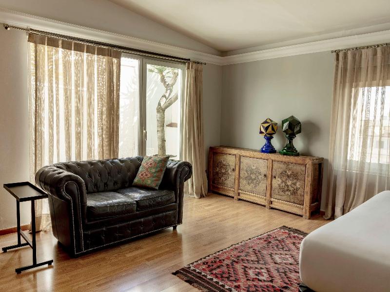 Balmes image