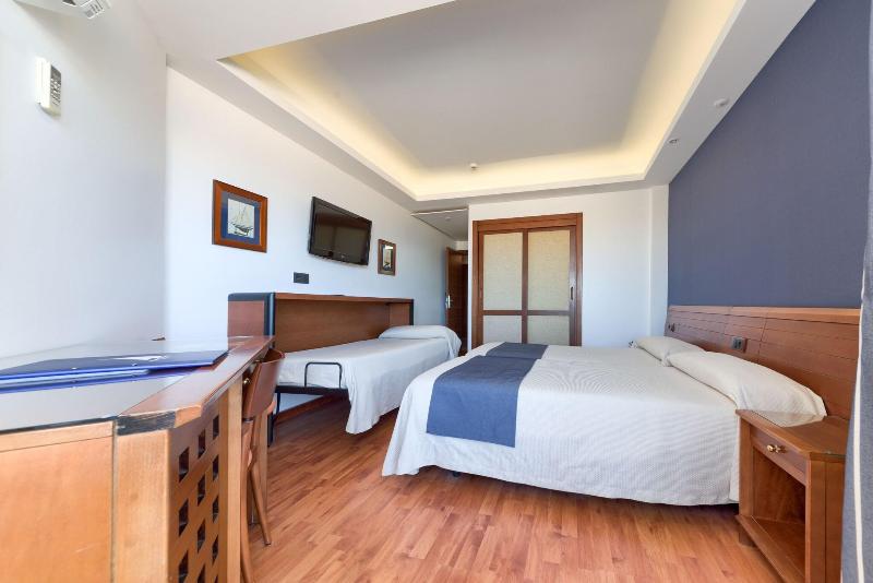 Hotel Puertobahia & SPA image