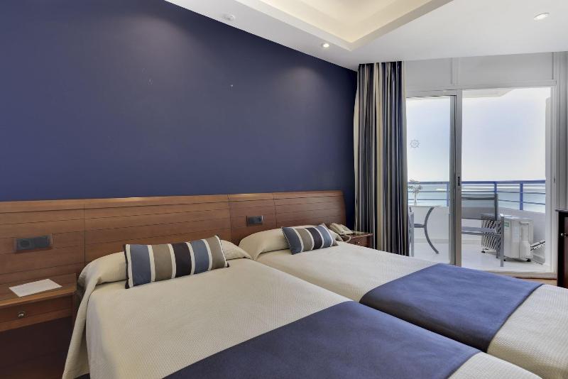 Hotel Puertobahia & SPA image
