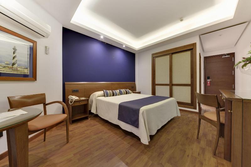 Hotel Puertobahia & SPA image