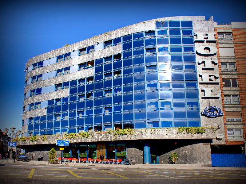 Aparthotel Campus image