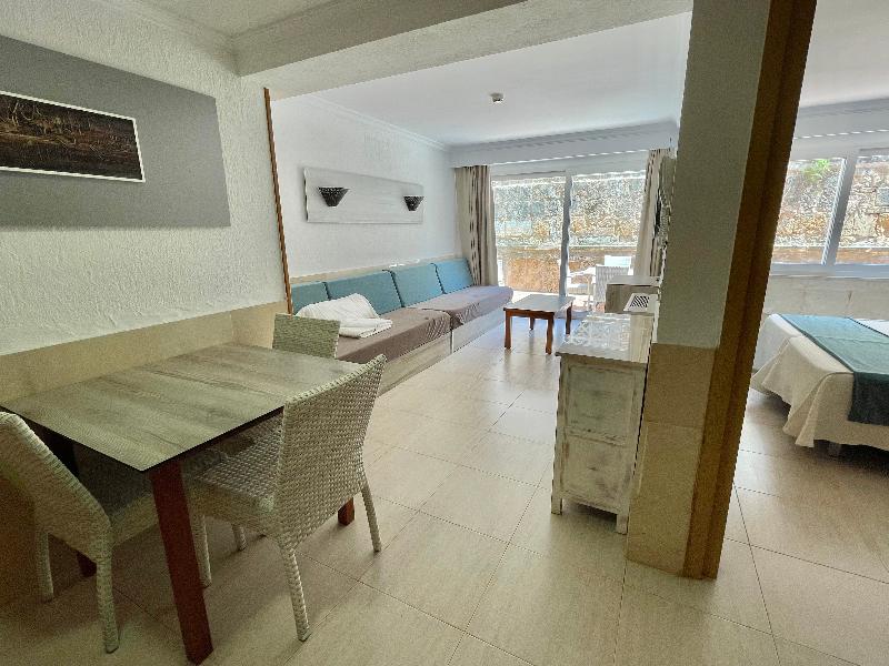 APARTAMENTOS BENHUR APARTAMENTOS BENHUR