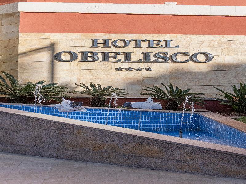 Obelisco image