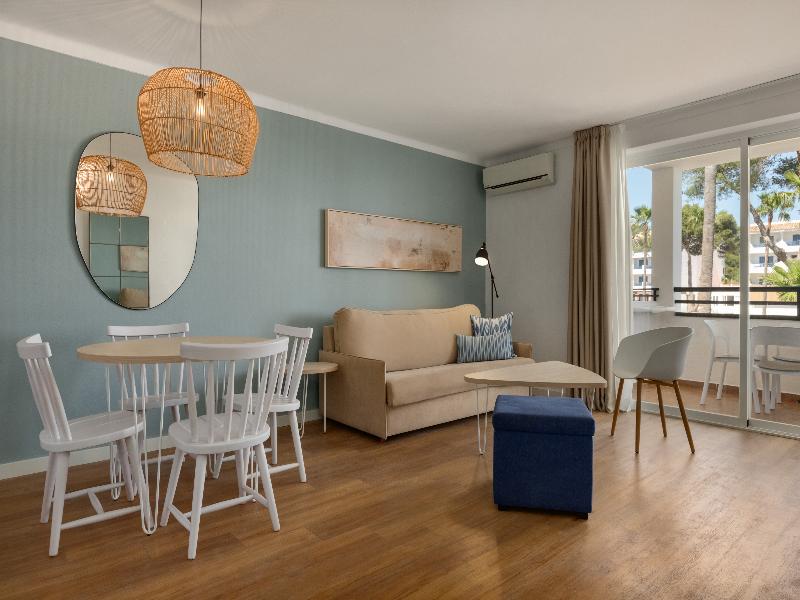 Wyndham Mallorca Portocolom Resort image