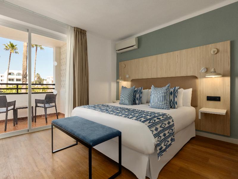 Wyndham Mallorca Portocolom Resort image