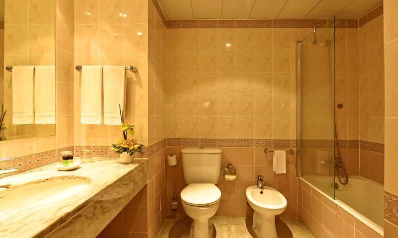 Pestana Village Garden Hotel image