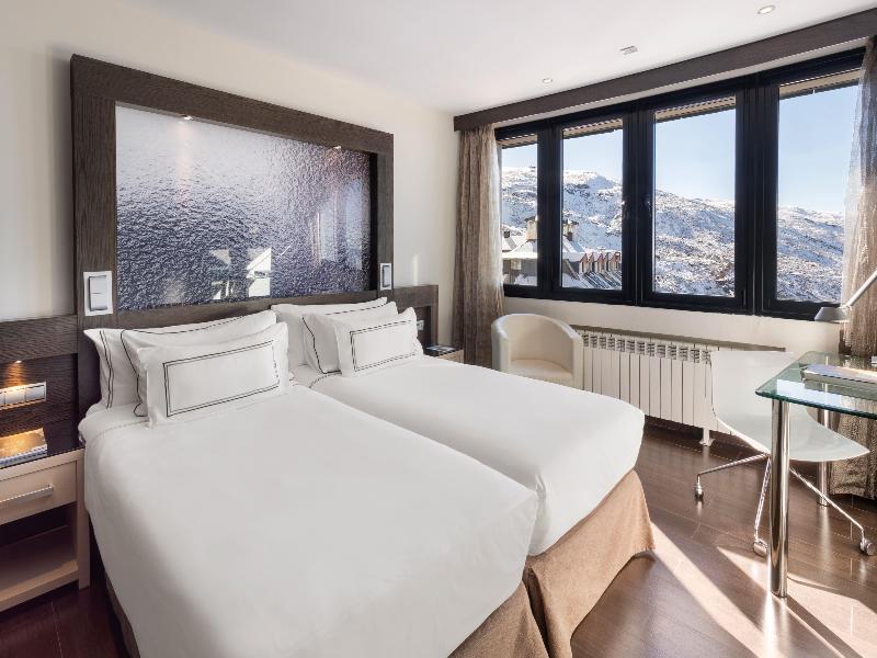 Melia Sol y Nieve image