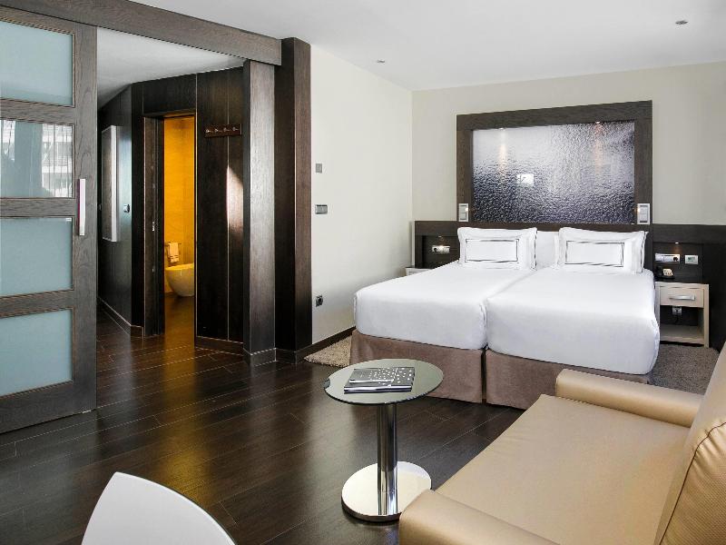 Melia Sol y Nieve image