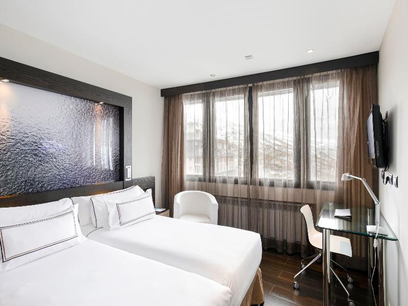 Melia Sol y Nieve image