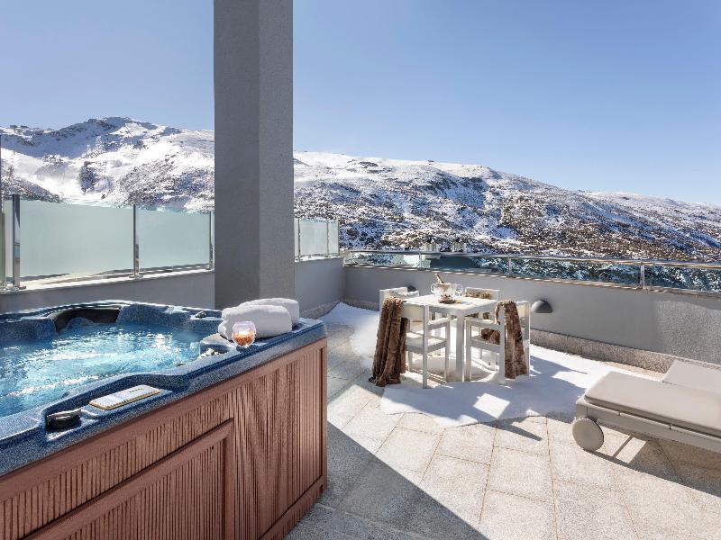 Melia Sol y Nieve image