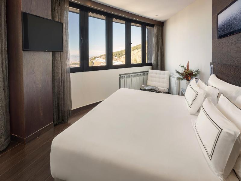 Melia Sol y Nieve image
