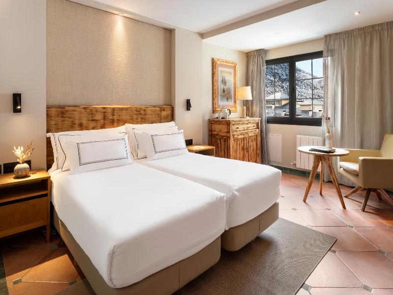 Melia Sol y Nieve image