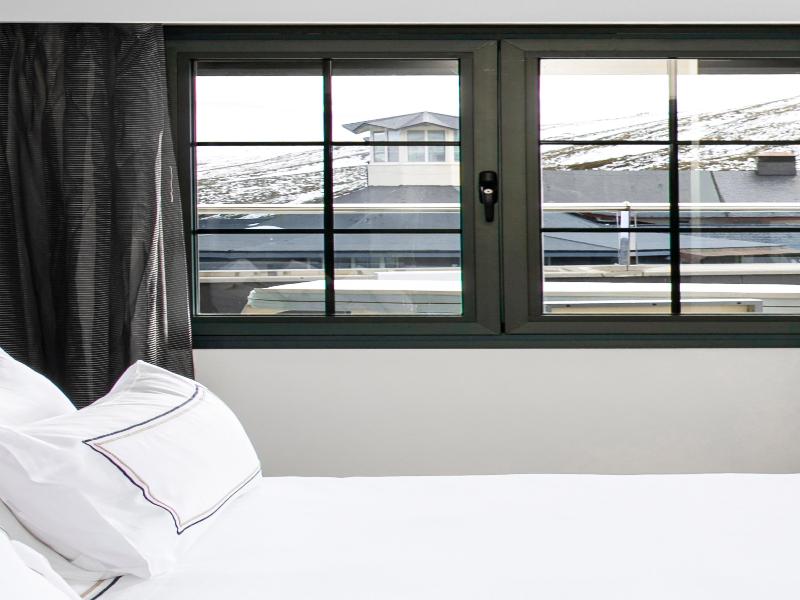 Melia Sol y Nieve image