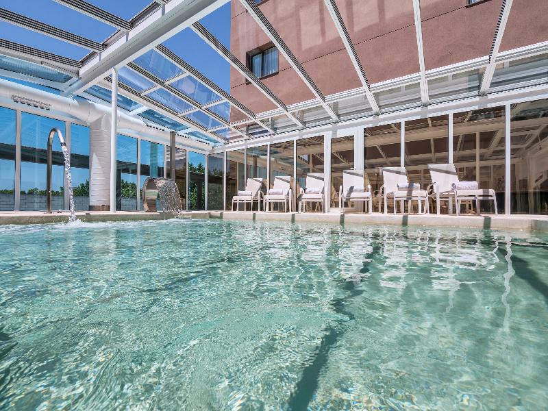 Salles Hotel Ciutat del Prat Barcelona Airport image
