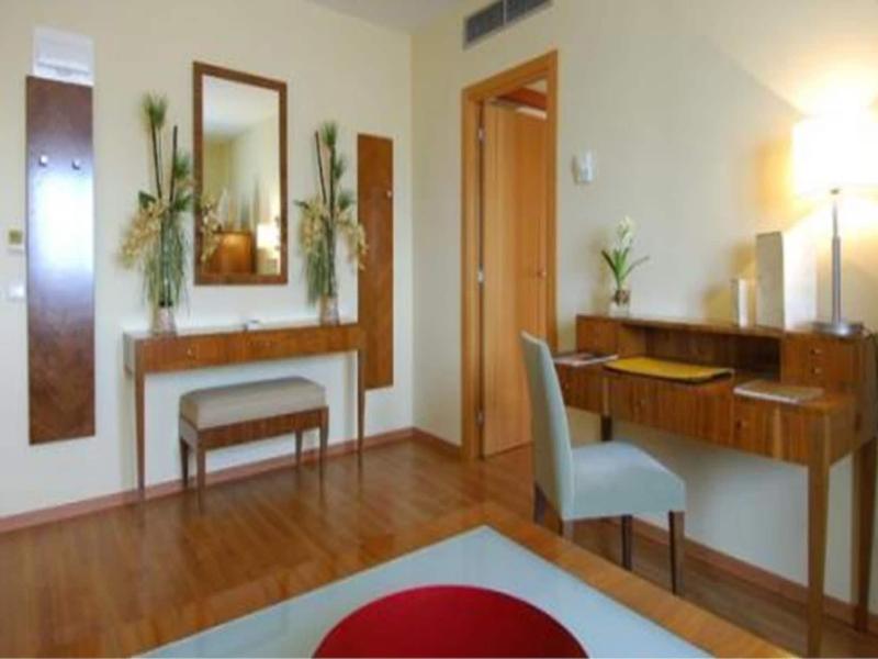 Avenida Hotel Almeria image