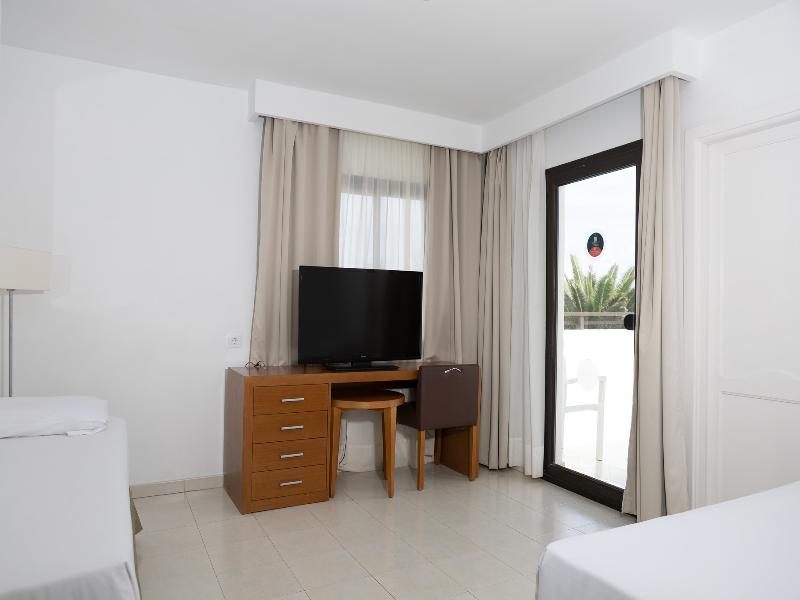 Apartamentos Hesperia Bristol Playa image