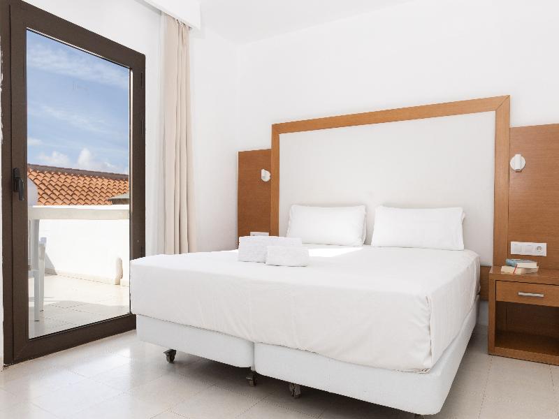 Apartamentos Hesperia Bristol Playa image