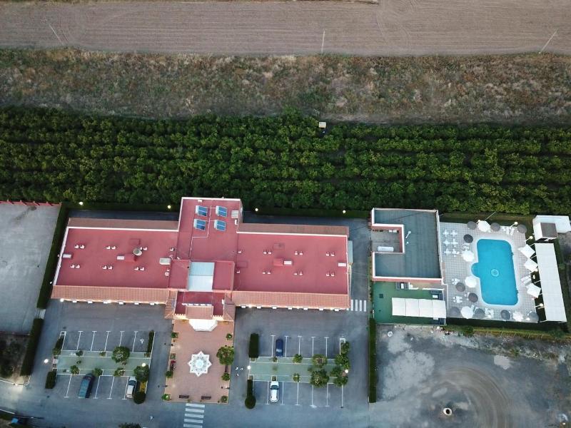 Torre de los Guzmanes image