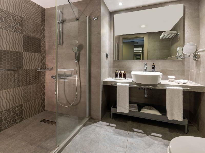 Double Room, Single Use, with Jacuzzi