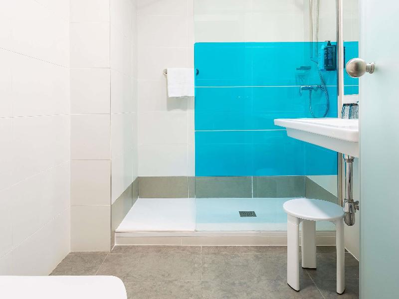 Ibis Styles Madrid Prado image