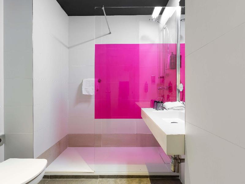 Ibis Styles Madrid Prado image