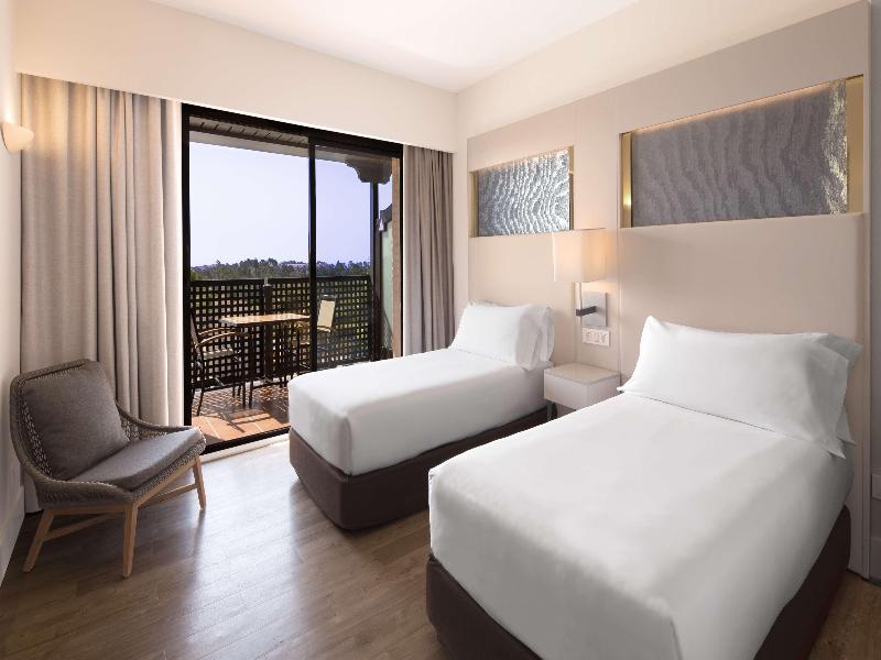 DoubleTree by Hilton Islantilla Beach Golf Resort image