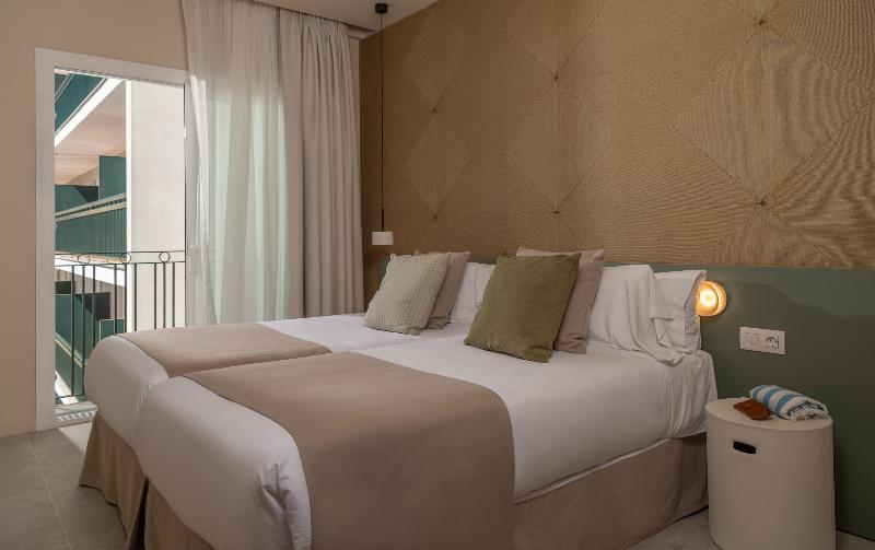 Aqua Hotel Bertran Park**** Adults Recommended image
