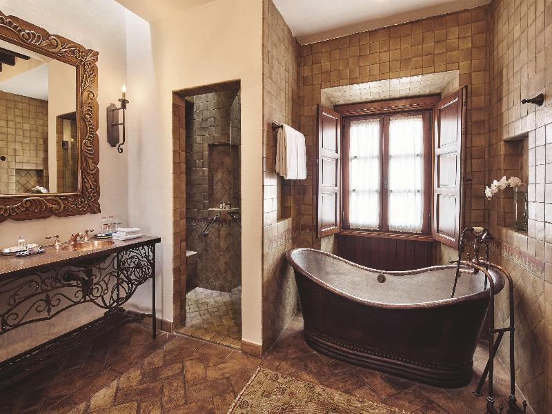 Reid's Palace, A Belmond Hotel, Madeira image