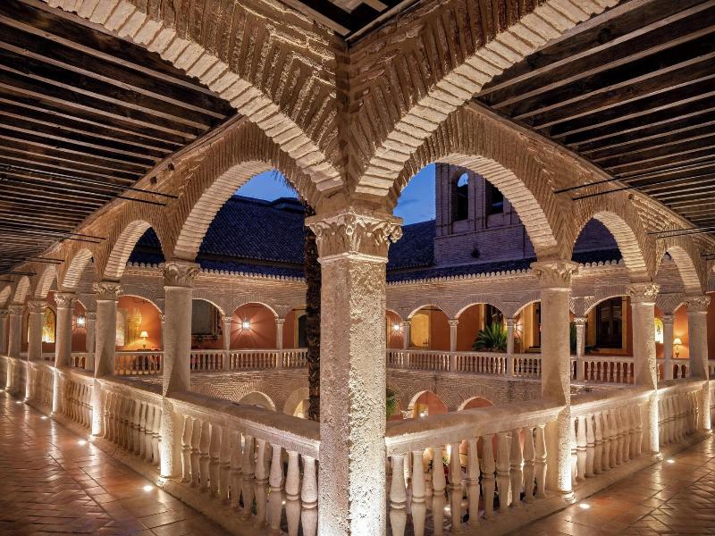 AC Palacio de Santa Paula Autograph Collection image