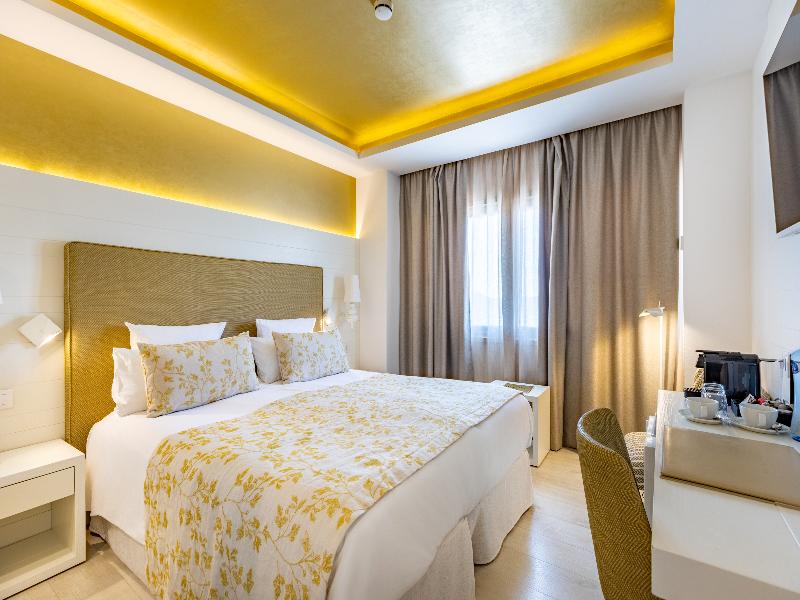 Hotel Illa D'or & Club Apartaments image