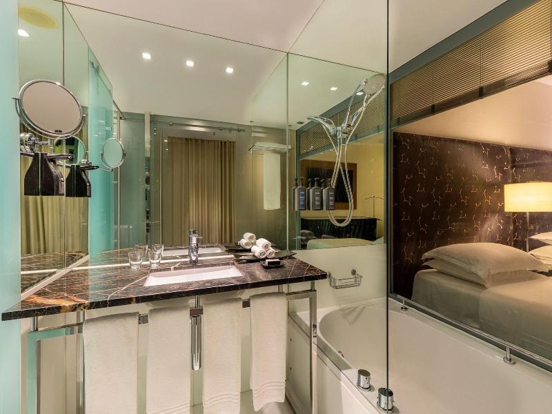 Sheraton Lisboa Hotel & Spa image