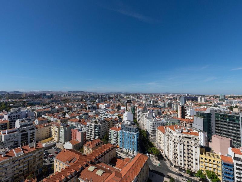 Sheraton Lisboa Hotel & Spa image
