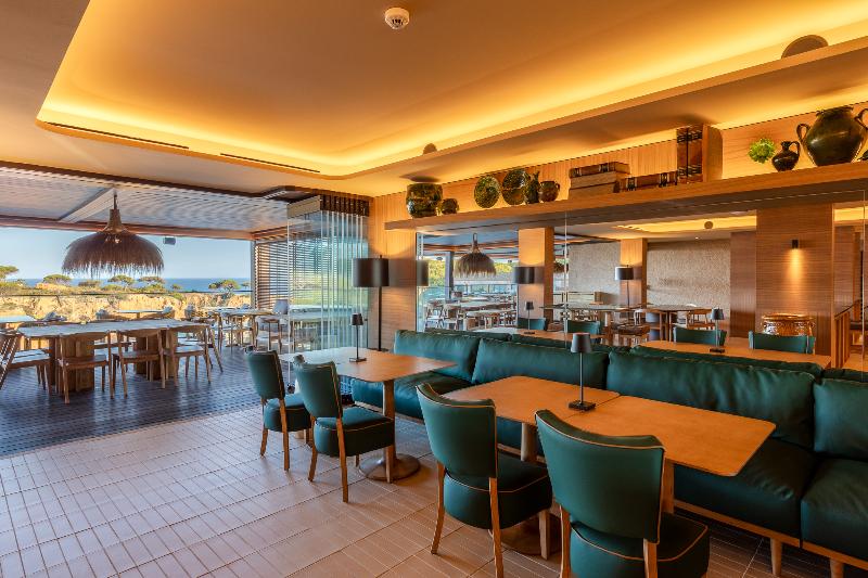 3HB Falesia Beach image